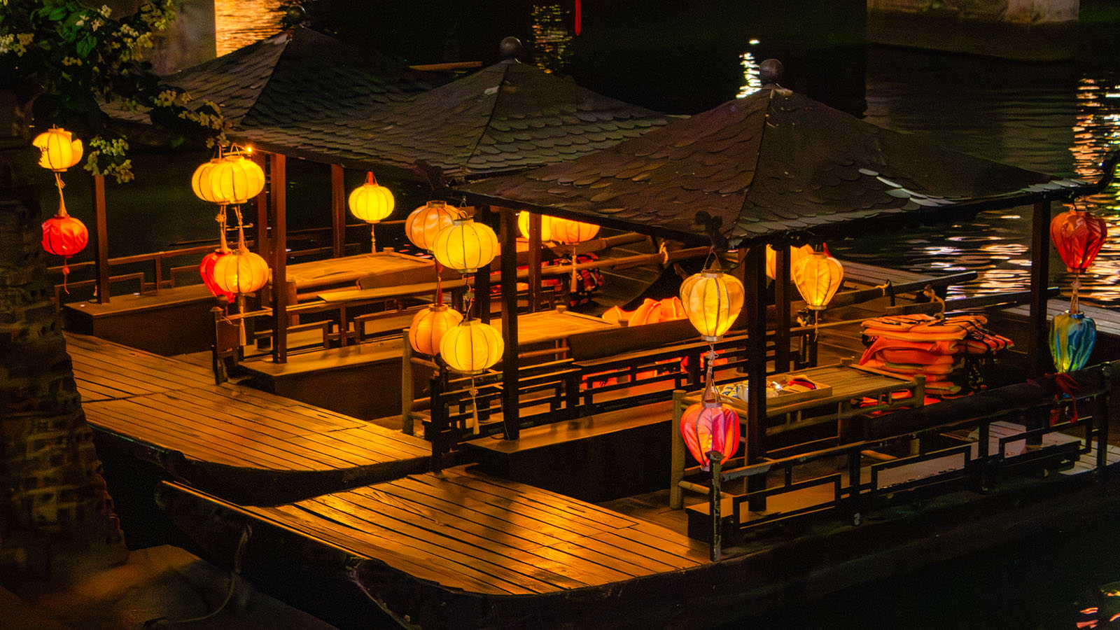 hoa-lu-old-town