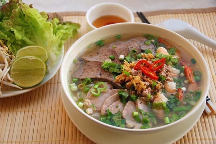 Hu_tieu